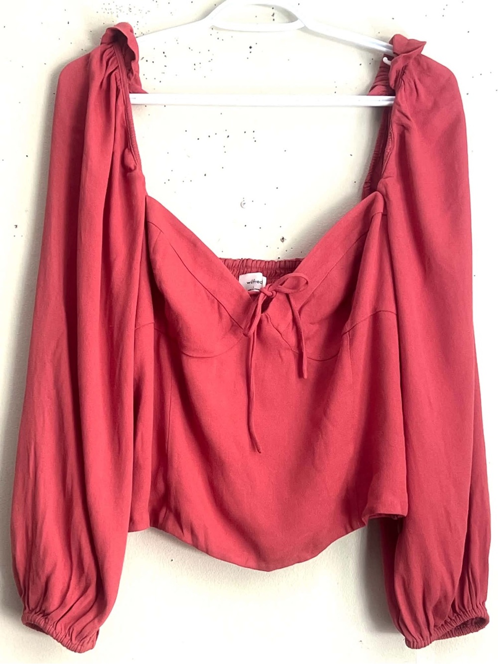 Wilfred Coral Tie-Front Long Sleeve Crop Top